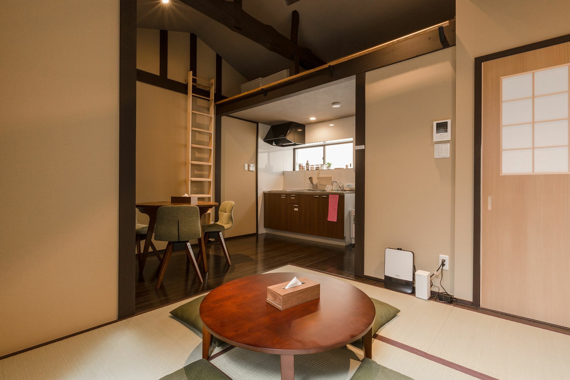 Apartment Sen House *